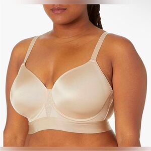 Bali NWT One Smooth U Underwire Bra Full Coverage
Bra Sandshell Size 38DD